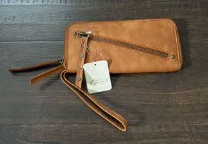 Free People Wallet thumbnail 1
