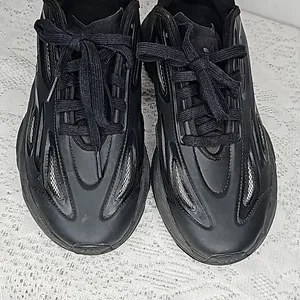 Adidas Ozweego Celox core black low top lace up athletic shoes sz 9 thumbnail 4