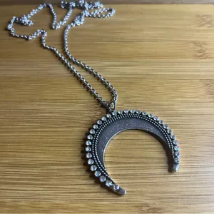Silver Crescent Moon Pendant Necklace thumbnail 4
