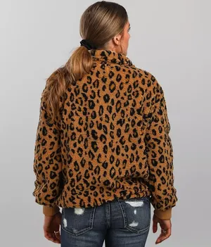Billabong NWT  Cheetah Time Off Wubby Pullover. Size Medium thumbnail 2