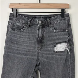 American Eagle Mom Jeans Women’s Size 4 Regular Gray Black Denim Straight Leg thumbnail 3