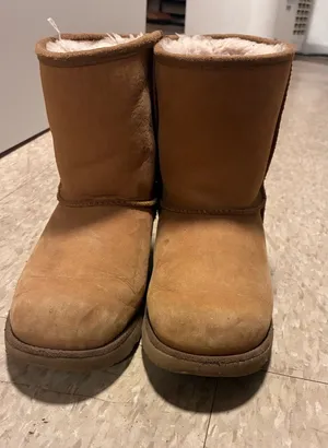 UGG Boots Classic Short thumbnail 1
