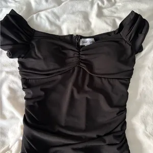 Little Black Dress Ruched Mini Dress Cocktail Homecoming thumbnail 3
