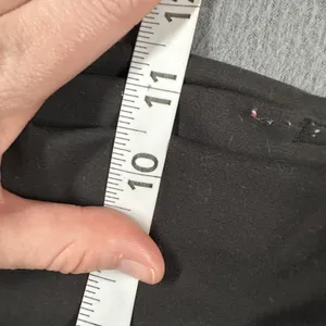 Lululemon Wunder Train High Rise Leggings Womens 10 Black Pockets 25 Inseam thumbnail 6