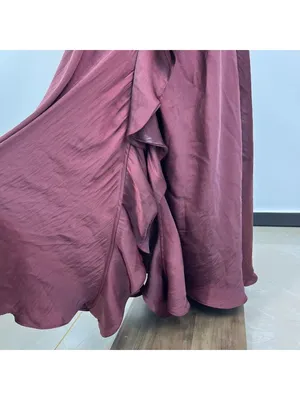 NWOT Farm Rio Ruffled Sleeveless V-Neck Maxi Dress Burgundy Size S thumbnail 9