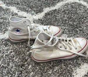 Converse thumbnail 1