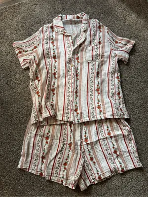 Lates by Kate Bamboo Gauze Women's Pink Floral Stripe Short Pajama Set thumbnail 2