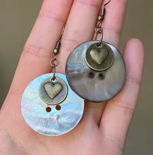antique vintage fairy boho style big shell button unique dangle earrings🌀🌳🍃🐚🌊 thumbnail 3