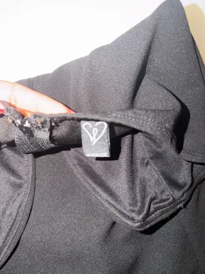 Windsor black long feed thumbnail 3