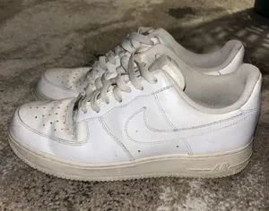 Nike Air Force 1 thumbnail 1