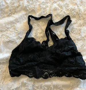 Black Lace Bralette thumbnail 1