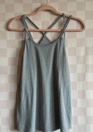 Old Navy Tank Top thumbnail 1