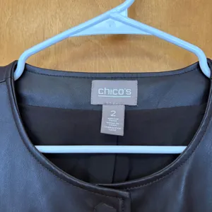 Chico's Faux Leather Jacket Women Size 2 Black Collarless Snap Front‎ 570023417 thumbnail 4
