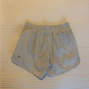 Lululemon Hotty Hot Shorts thumbnail 5