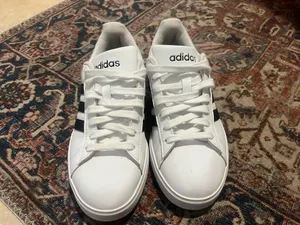 Adidas Sneakers White Black Women’s thumbnail 2