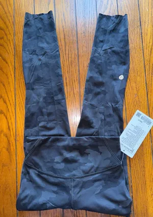 Lululemon Base Pace High Rise 25" Heritage Camo Deep Coal Black Size 4 NWT thumbnail 1