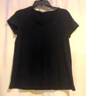 🎉 4 for $20 Motherhood Maternity Tee thumbnail 1