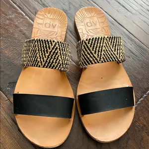 DV by Dolce Vita Daedra woven patterned straps and a leather band size 8.5 thumbnail 4