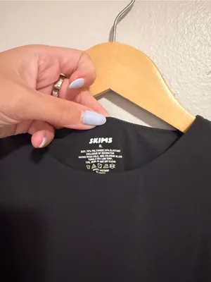 SKIMS Fits Everybody High Neck Bodysuit in Black size XL thumbnail 3