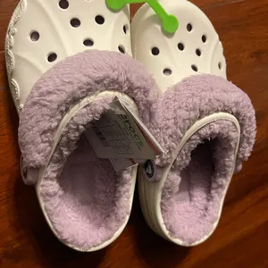 crocs size 6 thumbnail 2