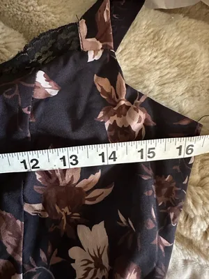 Floral Ruffle Hem Dress Black thumbnail 9