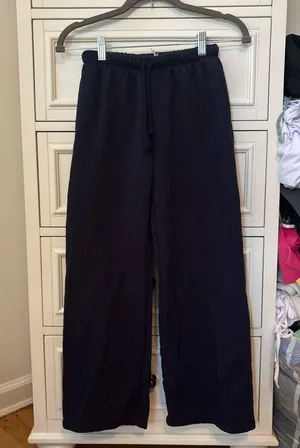 H&M Navy Sweatpants thumbnail 1
