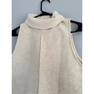 NWT OGL Turtleneck Split Hem Top Heather Beige FuzzLuxe Scuba Fabric Sz Medium thumbnail 4