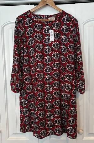 Loft Outlet Red Floral‎ Dress Size Small thumbnail 1