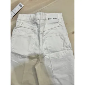 Juicy Couture NWT Women Size 24 White Denim Wide Leg Cuff High Rise Flare Jeans thumbnail 5