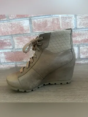 Merrell Hidden Wedge Boots Booties Women’s 5.5 Gorpcore Outdoor Fall Taupe thumbnail 3