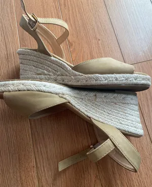 Tommy Bahama Sandals Shoes thumbnail 3