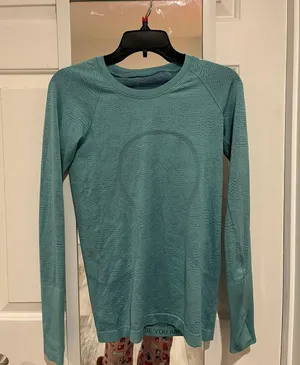 Lululemon Teal Zig-Zag Swiftly Longsleeve thumbnail 1
