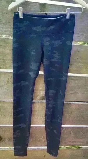 Lululemon Wunder‎ Under Pants Full On Size 4 Nazy Blue Black Camo Leggings Yoga thumbnail 1