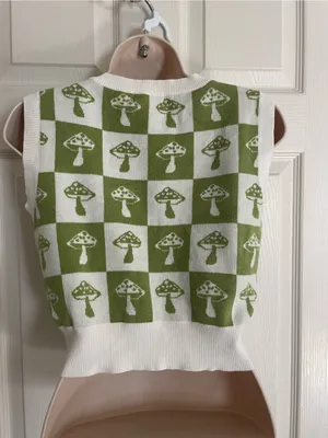 Altar’d State Sage Green and White Mushroom Cropped Top‎ Size Large thumbnail 2