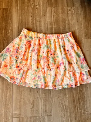 LC Lauren Conrad ruffle skirt floral thumbnail 2