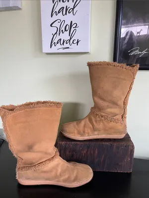 Timberland women's tan suede mukluk-style winter boots thumbnail 4