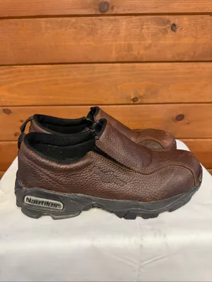 Nautilus women's brown, full-grain water-resistant leather slip-on work shoe Sz thumbnail 2