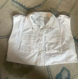 Vestique cropped top thumbnail 1