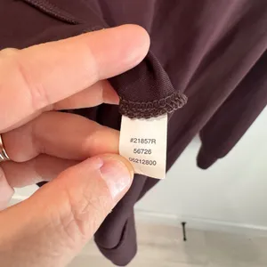 Spanx AirEssentials Cowl Neck Sweatshirt XS Brown Pullover 21857R thumbnail 4