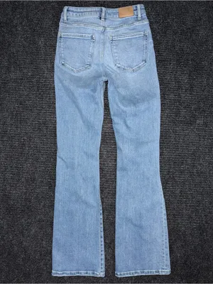 Buckle BKE Billie Slim Fit High Rise Bootcut Stretch Jeans 26 x 31.5 Distressed thumbnail 2