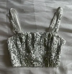 Forever 21 Silver sequined crop top thumbnail 1