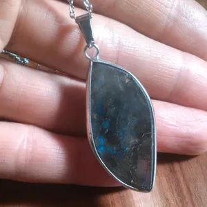 Malagasy Labradorite Stainless Steel Pendant Necklace thumbnail 8