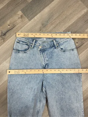 Abercrombie & Fitch 90s‎ Straight High Rise Crossover Jeans Stone Wash Blue 8 thumbnail 11
