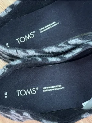 TOMS Alpargata Fuzzy Zebra Slip On Flats Grey Black Size 8 thumbnail 9