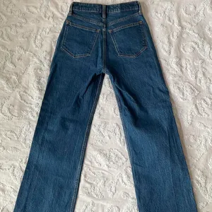 Abercrombie The 90s relaxed jean high rise thumbnail 3