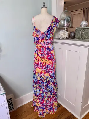 Lulu’s Radiant Rudy Red Floral Print Chiffon Maxi Dress Medium NWT thumbnail 9
