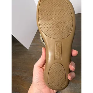 Kenneth Cole Reaction Glam-athon Beaded‎ Thong Sandals Gold Size 6.5 New thumbnail 9