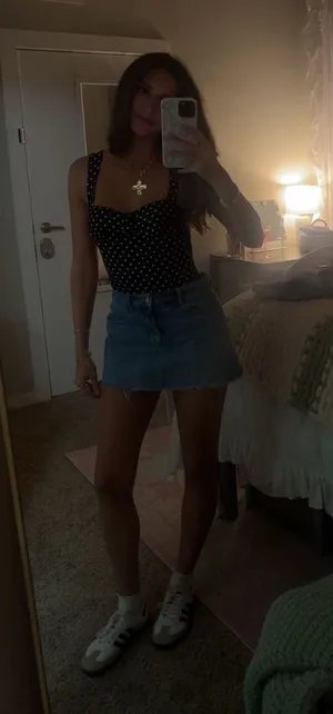 SHEIN Top thumbnail 1