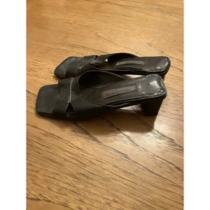 Etienne Aigner Black Leather Strappy Mule Block Heel Slip On Square Toe 8 thumbnail 2