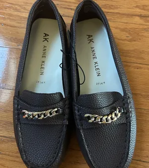 NEW Anne Klein Brown Chain Loafers size 6.5 thumbnail 1